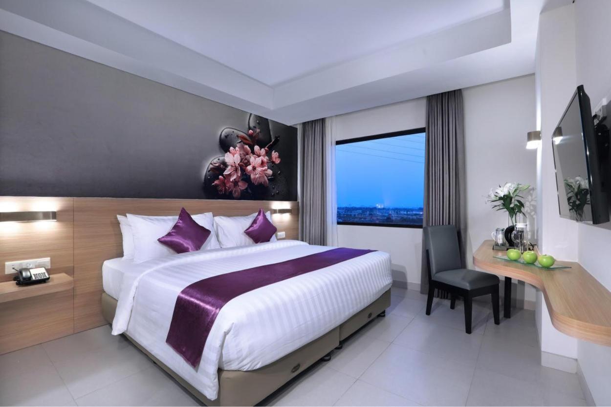 Quest Prime Cikarang By Aston Hotel Bekasi Luaran gambar