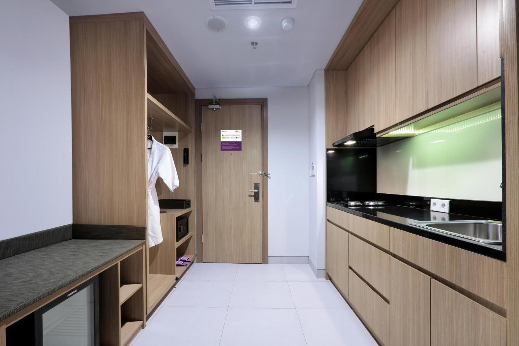 Quest Prime Cikarang By Aston Hotel Bekasi Luaran gambar