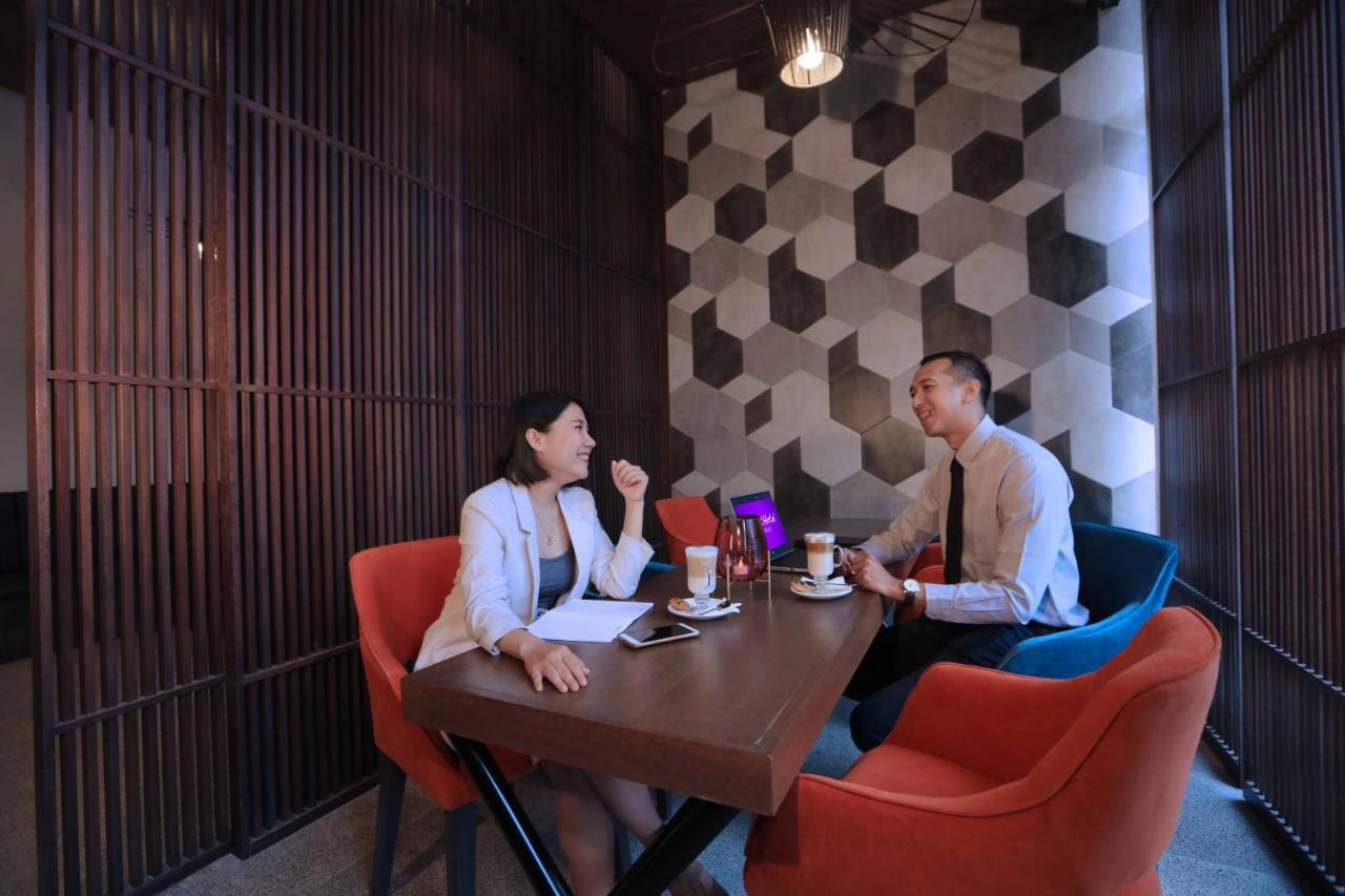 Quest Prime Cikarang By Aston Hotel Bekasi Luaran gambar